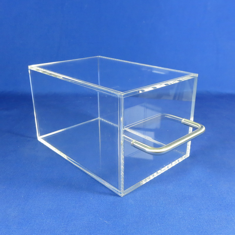 Crystal clear acrylic cover/dome with handle 2141