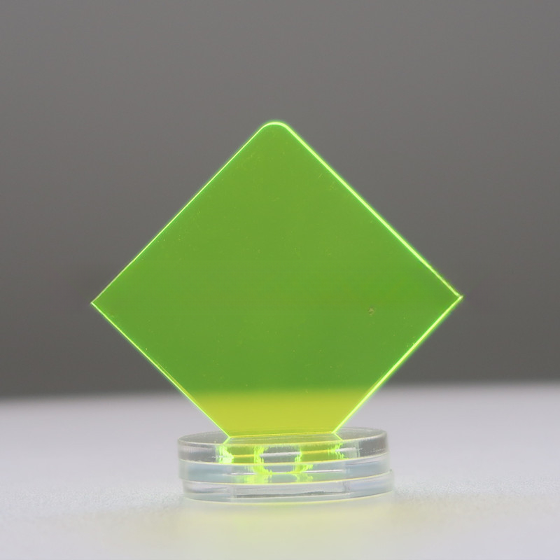 Green fluorescent acrylic sheet 3B04